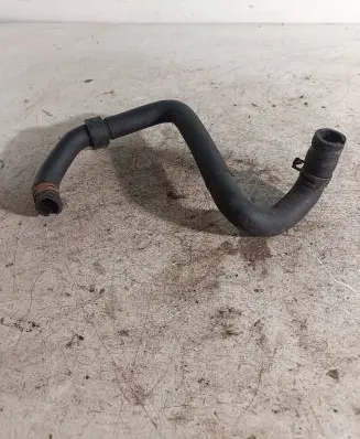 Coolant pipe/hose