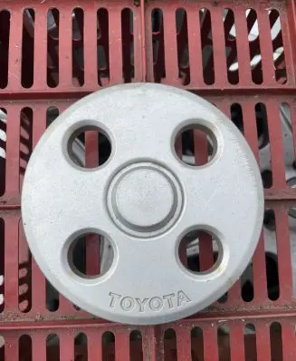 Toyota Corolla E90 Original wheel cap 717224