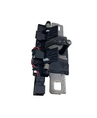 Audi Q5 SQ5 Rear door lock loop/hook striker 80A827507