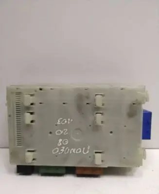 Ford Mondeo MK IV Fuse module 7G9T14A073DB 000071640837 7Y31982