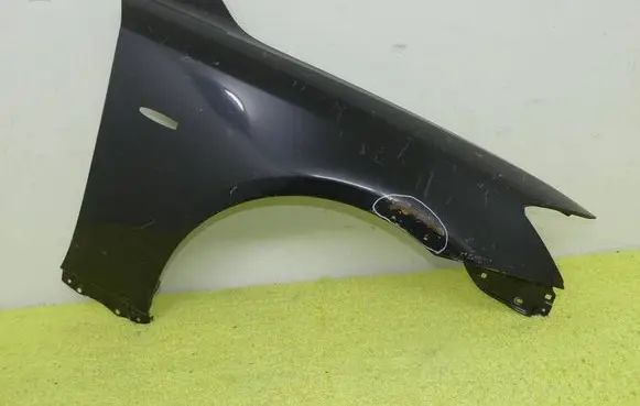 Lexus IS 220D-250-350 Fender
