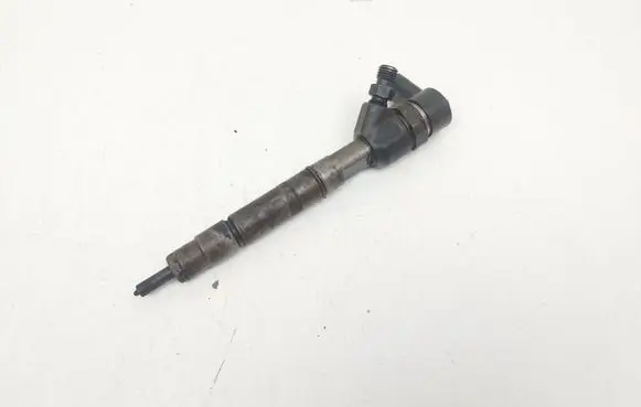 Fuel injector