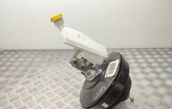 Citroen C3 Aircross Brake booster 9813761080
