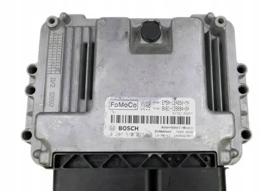 Ford Focus Engine control unit/module EM5A12A650MA BV6112B684BA