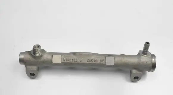 Volkswagen Golf VI Fuel pressure sensor 04L0890530740