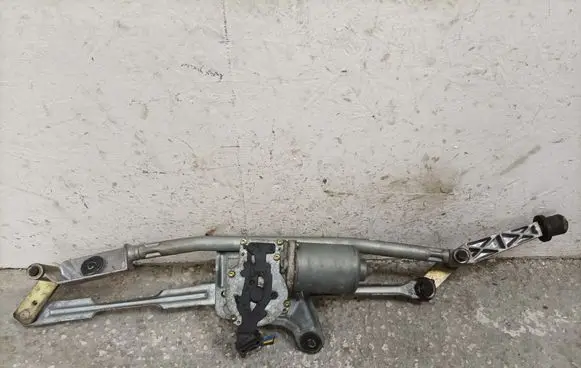 Volvo S80 Front wiper linkage and motor 9171901