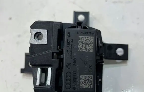 Audi A8 S8 D4 4H Other control units/modules 4H0909131 | 888.119.576
