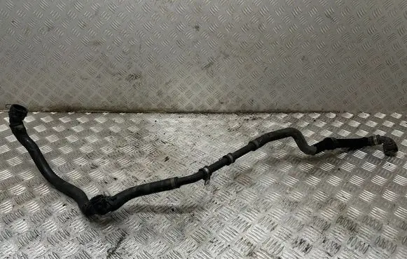 Mercedes-Benz E W213 Engine coolant pipe/hose A2135015501