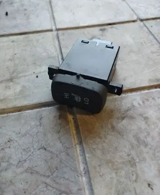 Honda CR-V Seat heating switch M33026