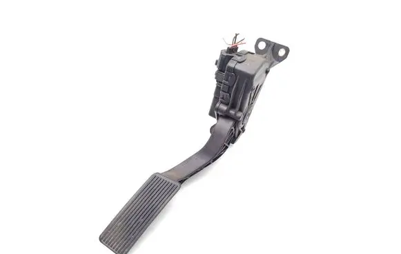 Jeep Commander Accelerator throttle pedal 53013868AC 6PV93390023