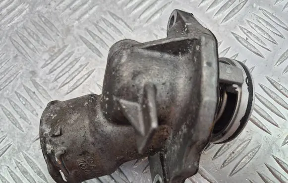 Mercedes-Benz C W204 Thermostat A2722000115