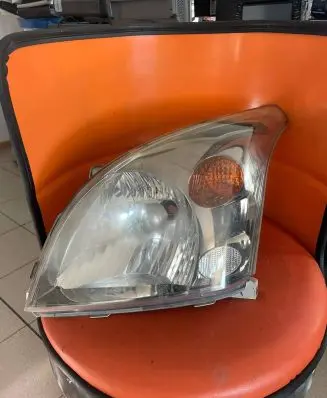 Toyota Land Cruiser (J120) Headlight/headlamp