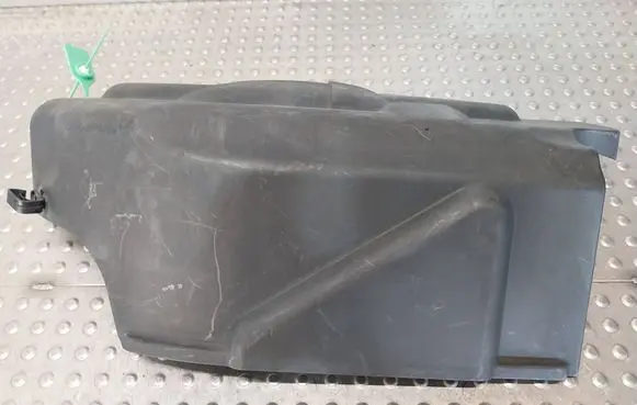 Engine cover (trim)