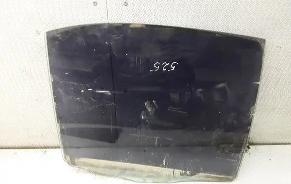 BMW 5 E39 Rear door window glass