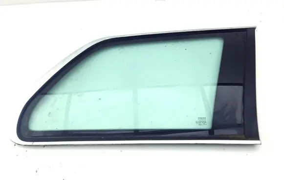 Volvo XC90 Rear side window