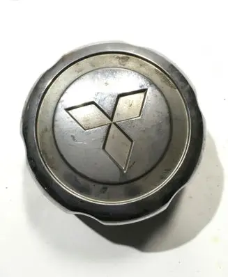 Mitsubishi Pajero Sport I Original wheel cap 085618BM