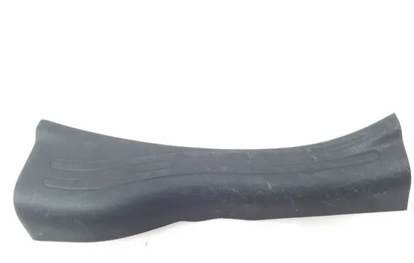Nissan Juke I F15 Front sill trim cover 769B71KA0A