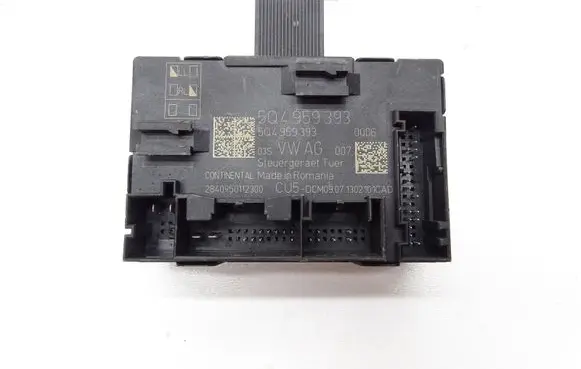 Volkswagen Golf VII Door control unit/module 5Q4959393