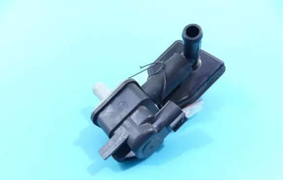 Mazda 3 III Turbo solenoid valve 136200-7230 IMPRK1298525