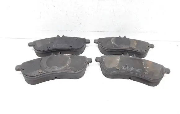 Mercedes-Benz C W204 Brake pads (front) 