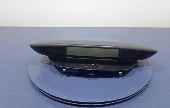 Speedometer (instrument cluster)