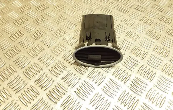 Ford Focus Dashboard side air vent grill/cover trim 4M51A014L21AE