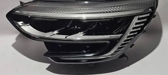 Renault Megane IV Headlight/headlamp 260604081R
