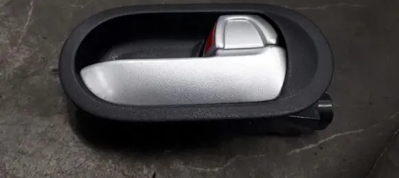 Mitsubishi Colt Front door interior handle