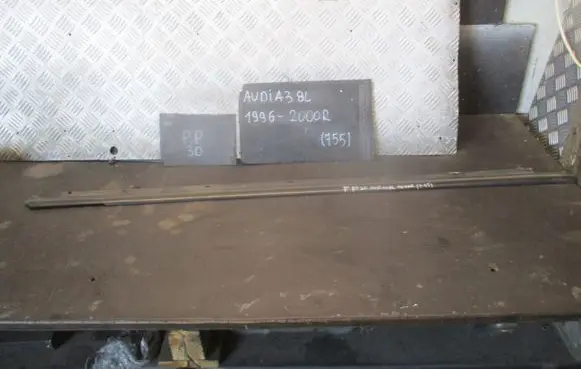 Audi A3 S3 8L Rubber seal loading door 