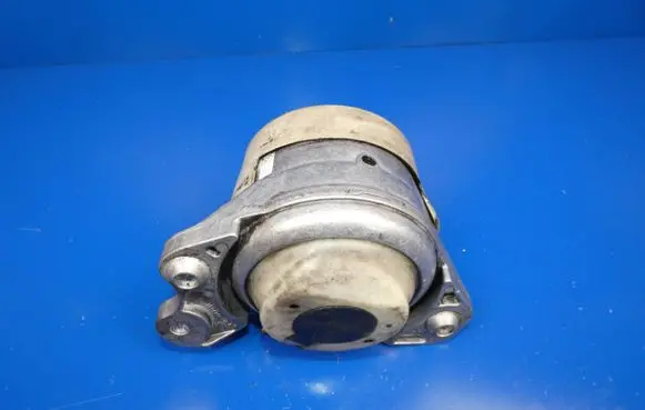 Mercedes-Benz GLC X253 C253 Engine mount bracket A2532400800 ZGS004