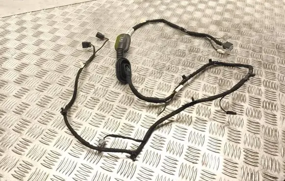Ford Focus Tailgate/trunk wiring harness JX6T13412