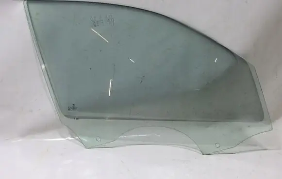 BMW 1 F20 F21 Sliding door window/glass 