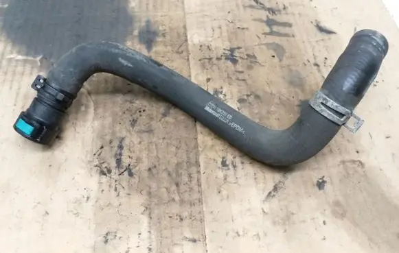Ford Fiesta Engine coolant pipe/hose 2S6H18K359EB