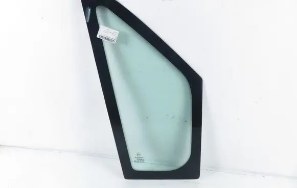 Peugeot Boxer Front triangle window/glass 