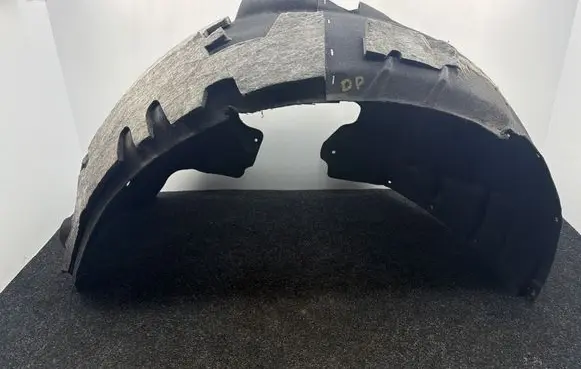 Audi A7 S7 4G Front wheel arch liner splash guards 4G8821172