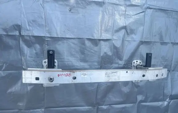 Alfa Romeo Stelvio Front bumper support beam 