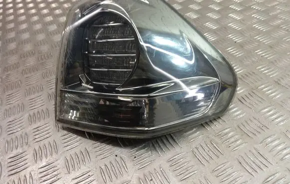 Lexus RX 330 - 350 - 400H Rear/tail lights