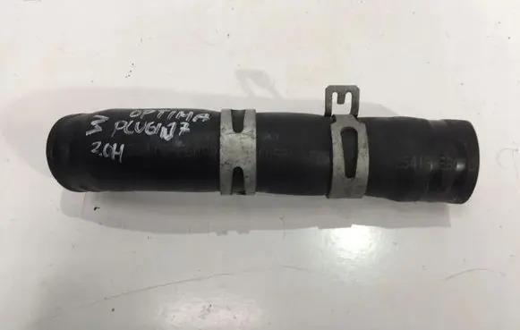 Coolant pipe/hose