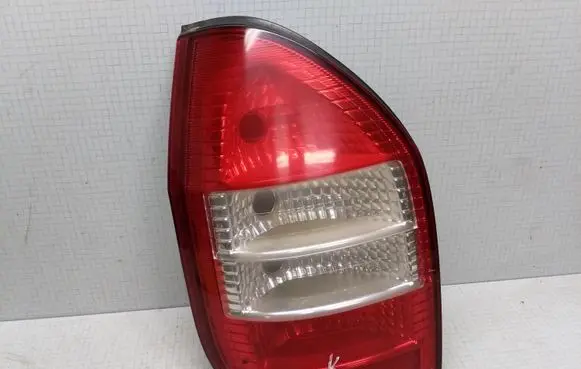 Opel Zafira A Rear/tail lights