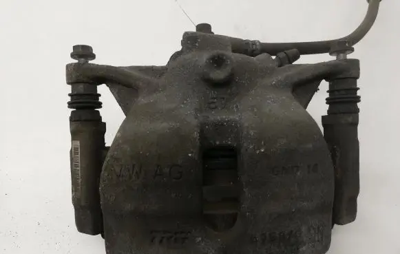 Volkswagen Tiguan Front brake caliper
