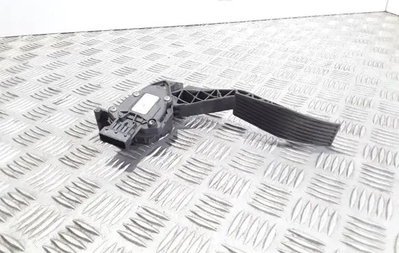 Opel Insignia A Accelerator throttle pedal 13237352 6PV00976500