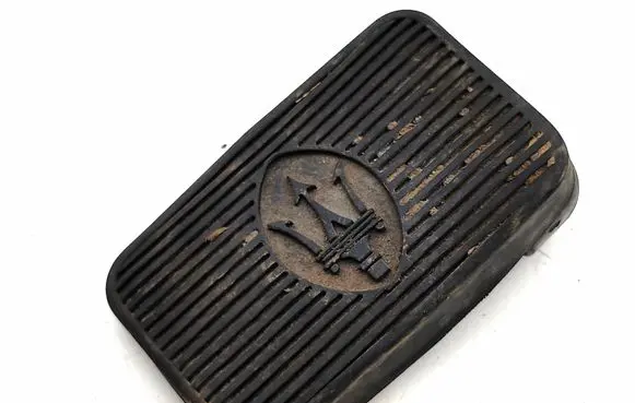 Maserati Quattroporte Brake pedal 1390029 B380