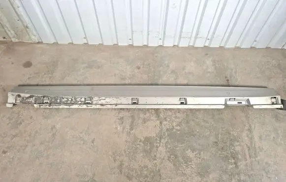 Volkswagen PASSAT CC Sill 3C8853855