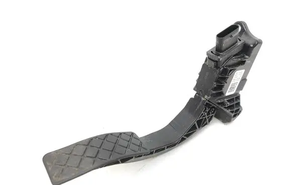 Audi A5 Accelerator throttle pedal 8W1723523 6PV01164201