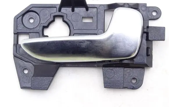 KIA Carens III Front door interior handle 82623-RP000