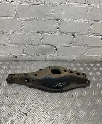 Toyota Avensis T270 Rear upper control arm/wishbone