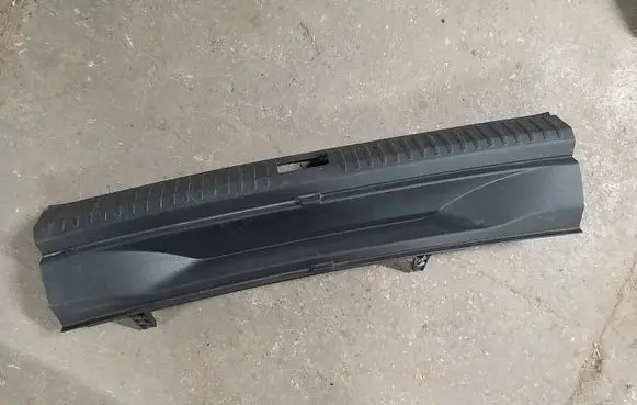 Seat Arona Trunk/boot sill cover protection 6F9863459