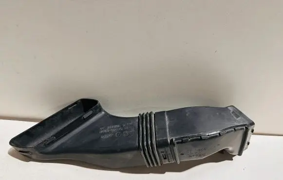 Jaguar F-Pace Air intake duct part HK839A675BB