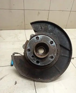 BMW X5 E53 Rear wheel hub spindle/knuckle 