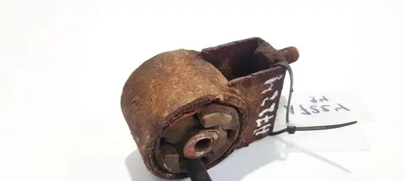 Mazda Premacy Engine mount bracket